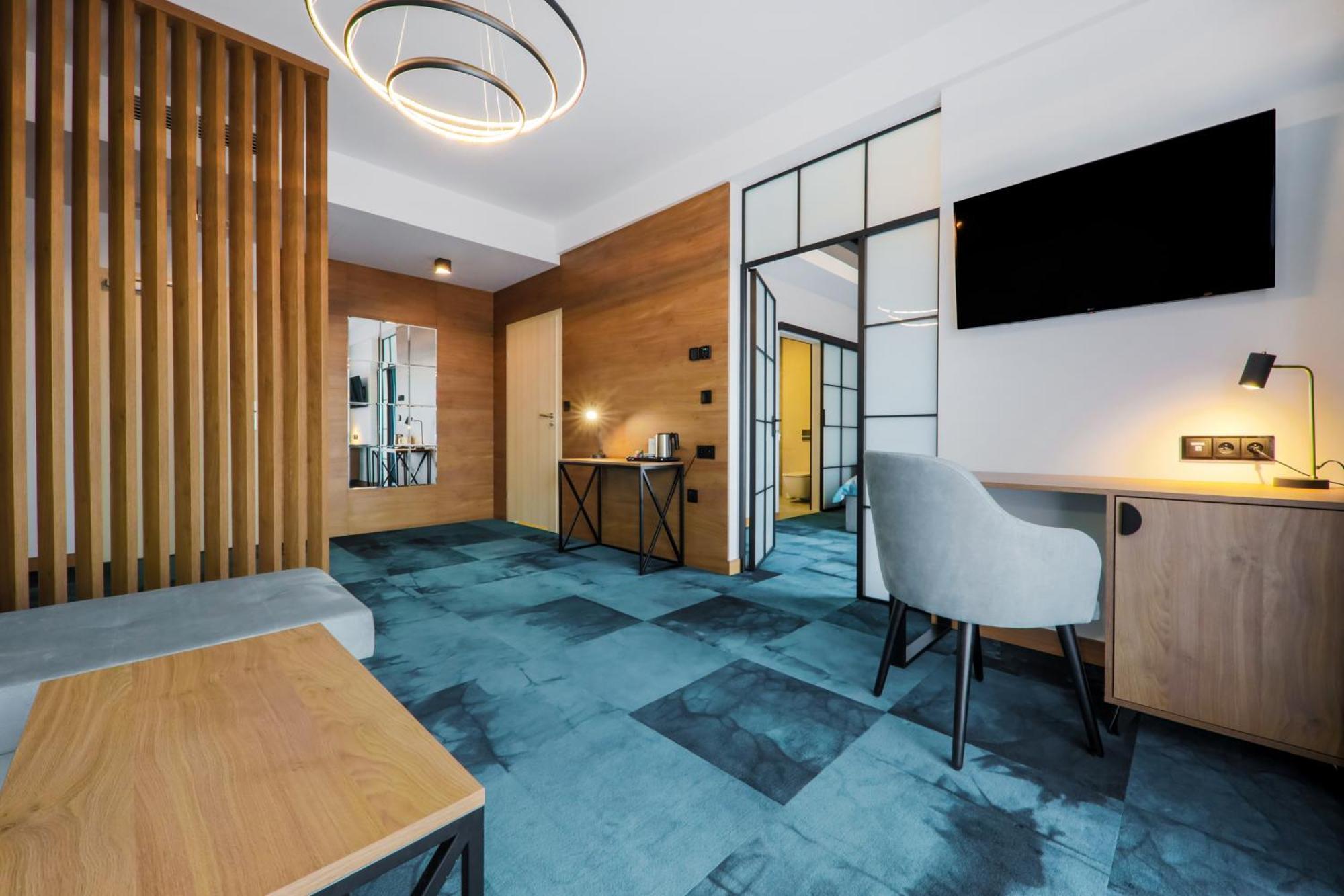 Hotel Palac W Konarach 3*