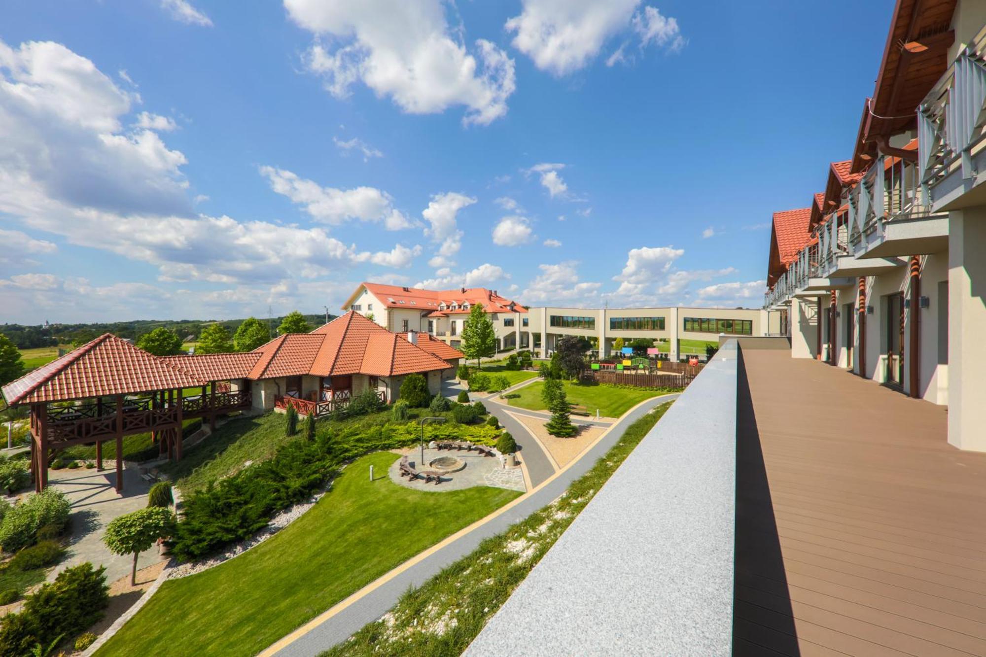 Hotel Palac W Konarach
